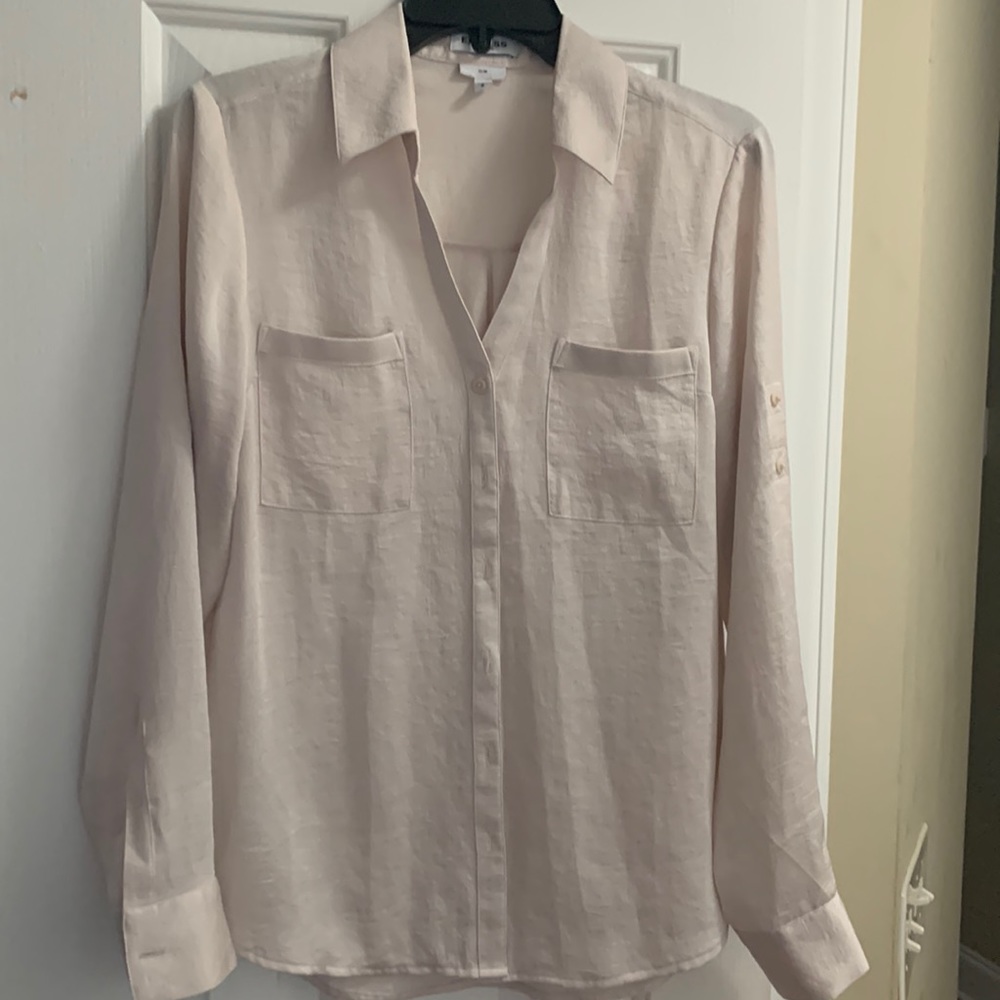 Express slim fit portofino shirt. Champagne colored. Size Medium